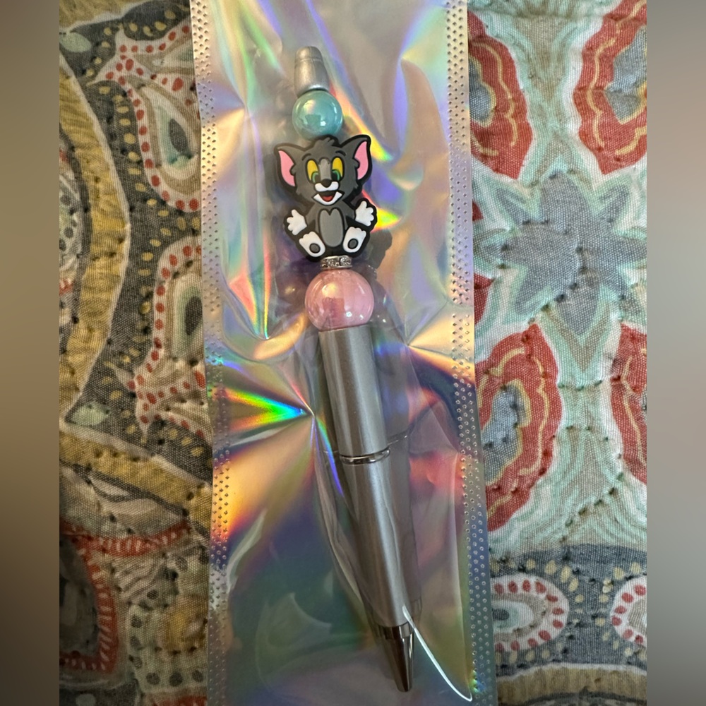 Customize pen done by my 13 year old for her school field trip this year to Wash